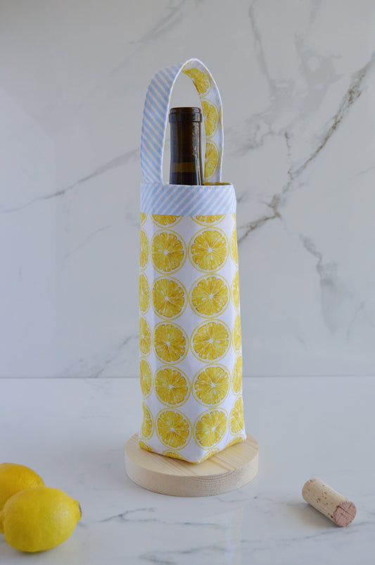 wine bottle bag with lemon slices design